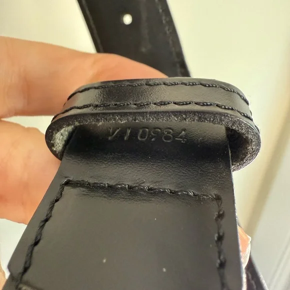 Louis Vuitton Epi Sac De Paule PM Leather Shoulder Bag - Picture 11 of 14